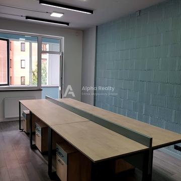 Саксаганського вул., 37-К