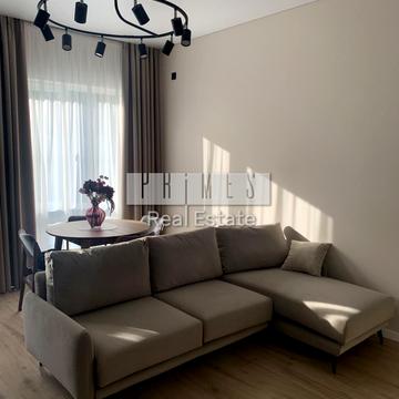 Зоряна вул.