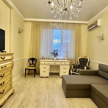 Дніпровська набережна вул., 14-А