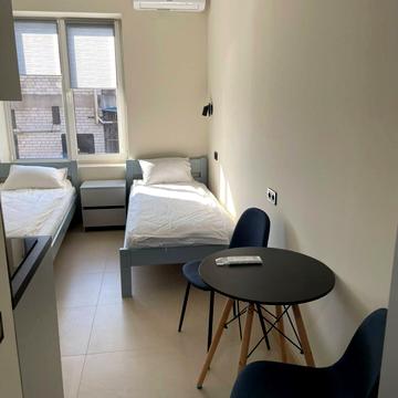 Соборна пл. (Жовтнева), 12