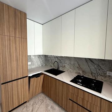 Княгинин вул., (Будинок 36)