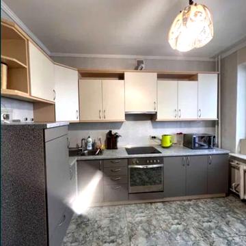 Академіка Булаховського вул., 5-Г