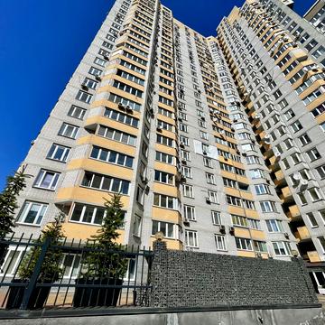 Здолбунівська вул., 9-Б