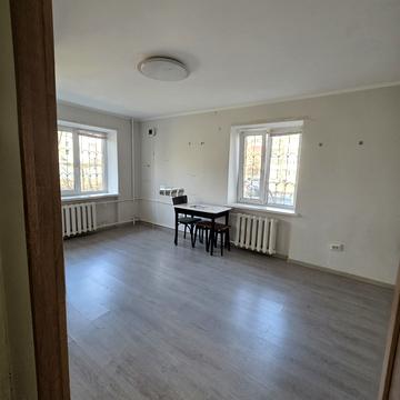 Олени Теліги вул., 3-В