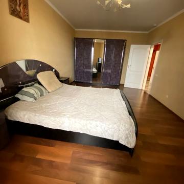 Олександри Екстер вул. (Марини Цвєтаєвої), 13