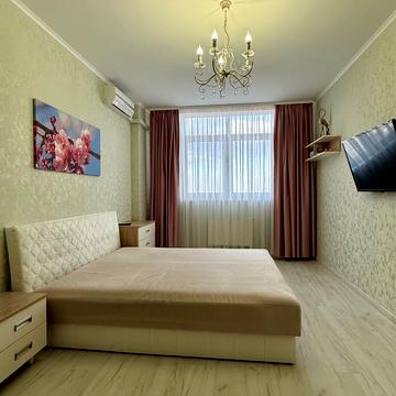 Сімї Кульженків вул. (Петра Дегтяренка), 33