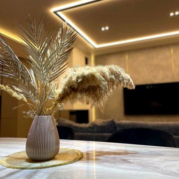 Євгена Чикаленка вул., 59/1