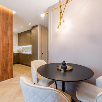 Зарічна вул., 2 к1