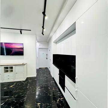 Березнева вул., 12