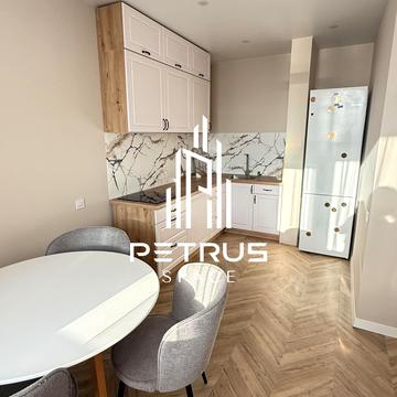 Єлизавети Чавдар вул., 13