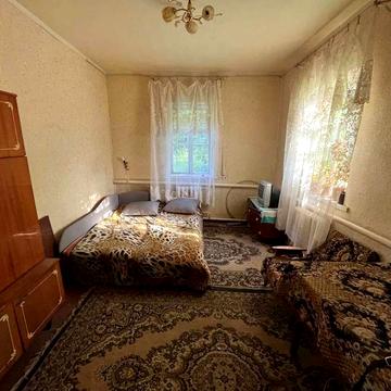 Зарічна вул.