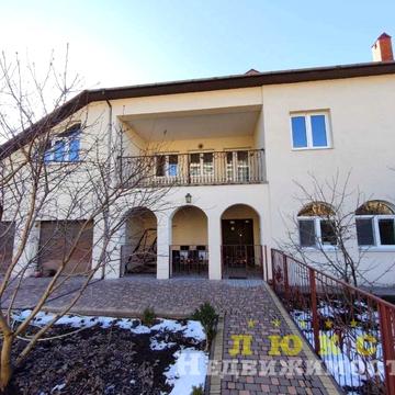 Каштанова вул.