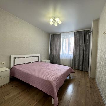 Машинобудівників вул., 27