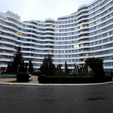 Літературна вул., 1а