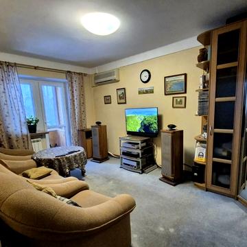 Березняківська вул., 4