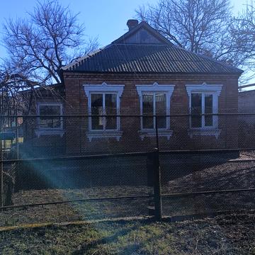 Василя Гнатюка вул. (Василя Найденка), 1