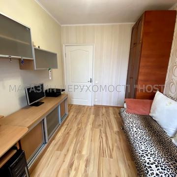 Перемоги просп., 52б