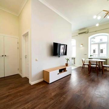 Архітектора Городецького вул., 6