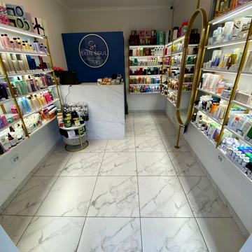 Степана Бандери вул. (), 85