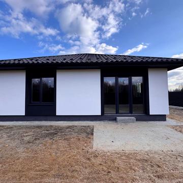 Центральна