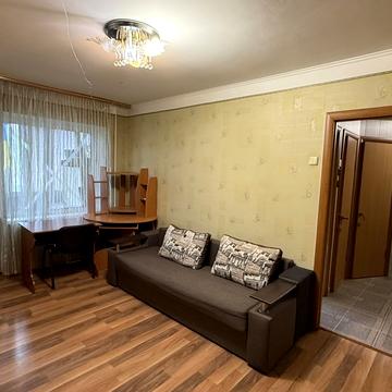 Кирилівська вул. (Фрунзе), 172