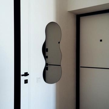 Набережна вул., (Будинок)