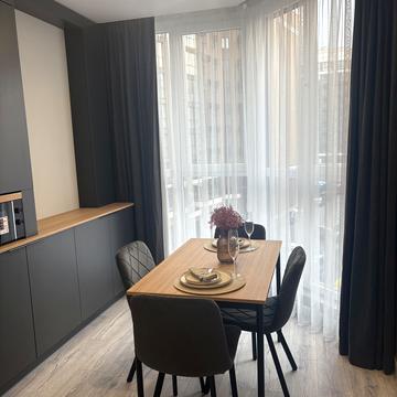 Мартинова просп., (вул. Радісна, 2)