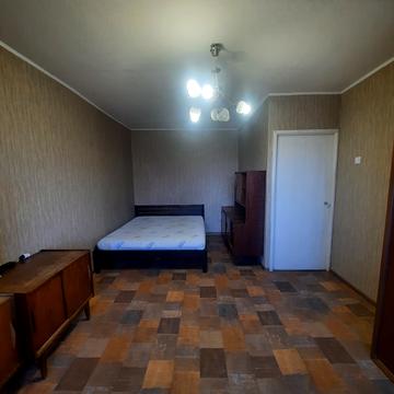 Європейського Союзу просп. (Правди), 3