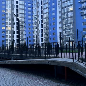 Княгинин вул., (Будинок 37)