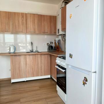 Патріотів вул., 1