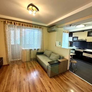 Олександра Поля просп. (Кірова), 50