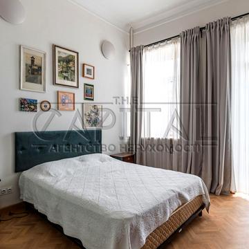 Прорізна вул., 11-Б