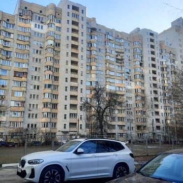 Відпочинку вул., 10