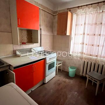 Леся Курбаса просп., 5