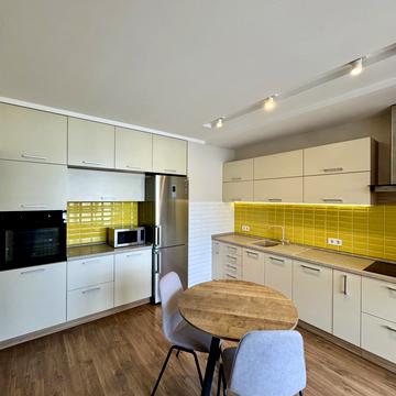 Авіаконструктора Ігоря Сікорського вул. (Танкова), 1-Б