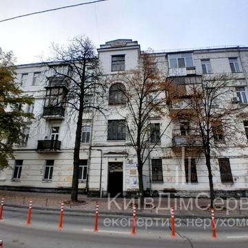 Петра Болбочана вул. (Командарма Каменєва), 4