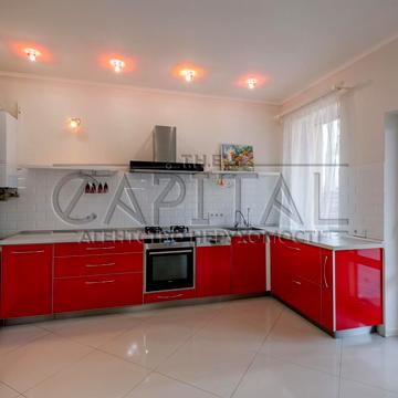 Євгена Патона вул.