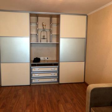 Свято-Миколаївська вул. (Леніна), 4