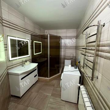 Лисаветинська вул., 3