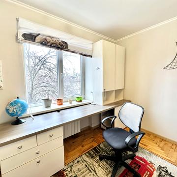 Одеська вул., 5