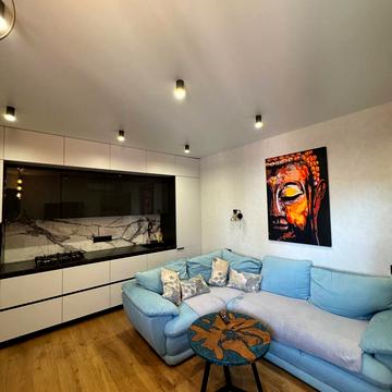 Олексія Вадатурського вул. (Маршала Малиновського), 18