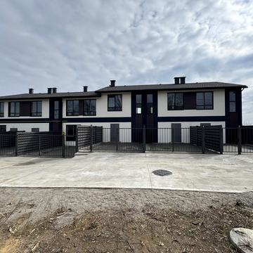 Проскурівська вул., 10