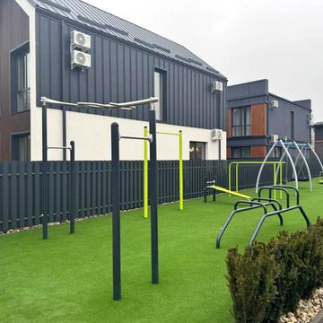 Молодіжна вул.