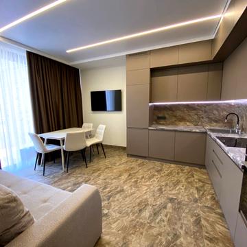 Набережна Перемоги вул., 128