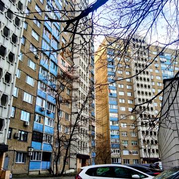 Вікентія Беретті вул., 8