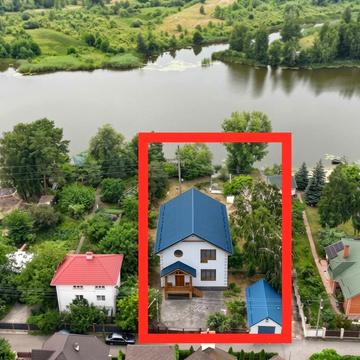 Набережна вул.