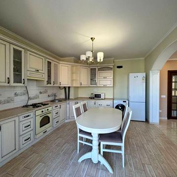 Тараса Шевченка вул., 60/1