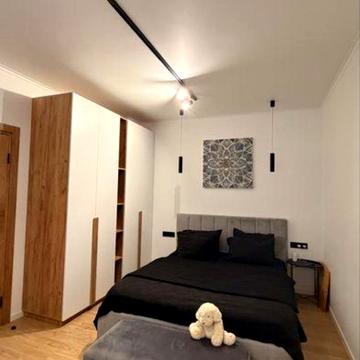 Любомира Гузара просп. (Космонавта Комарова), 46-В