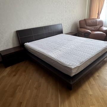 Олександра Мишуги вул., 2