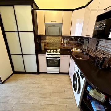 Щаслива вул., 4